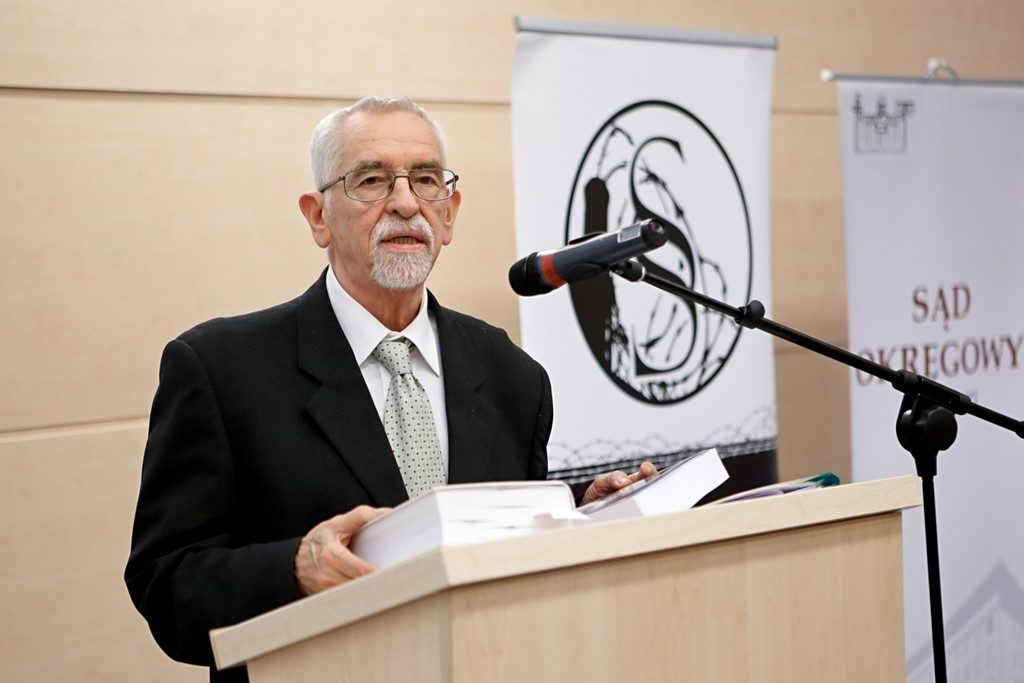 prof. zw. dr hab. Stefan Lelental